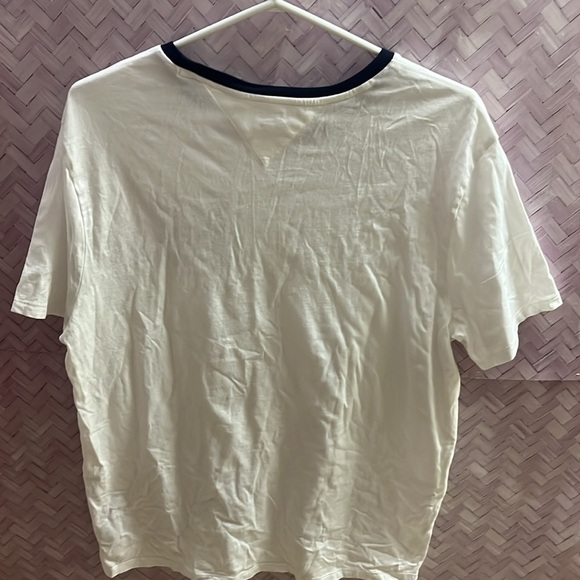 Tommy Hilfiger T-shirt size large men’s white navy blue red 100% percent cotton - Picture 5 of 5